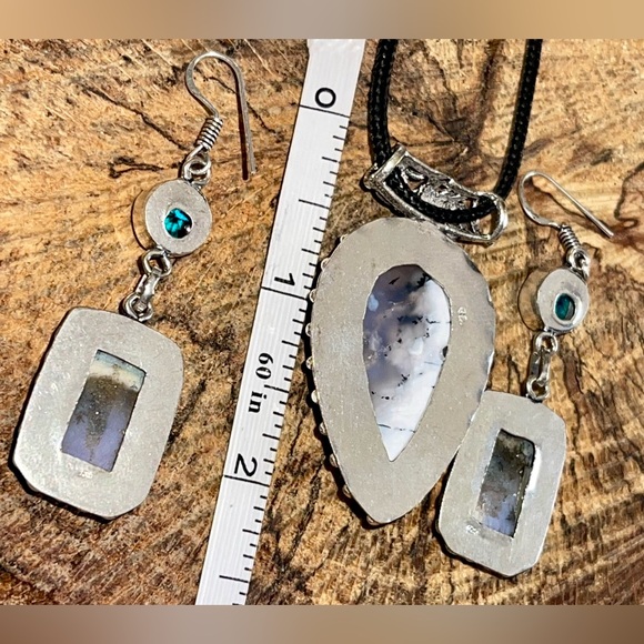 Dendritic Agate Pendant & Earrings Set - Picture 4 of 11